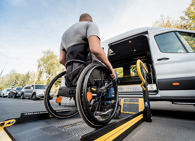 Quelles sont les aides pour bénéficier d’un transport pour personne à mobilité réduite